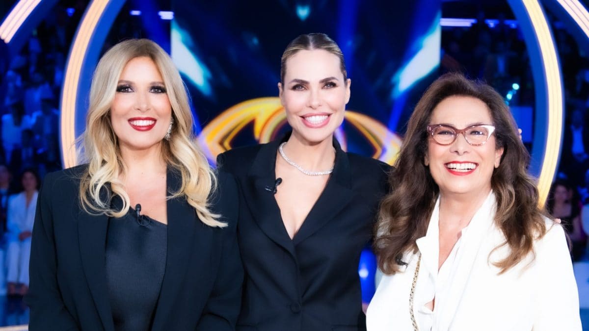 Selvaggia Lucarelli, Ilary Blasi e Cesara Buonamici Foto: Ufficio stampa Endemol Shine Italy e Mediaset