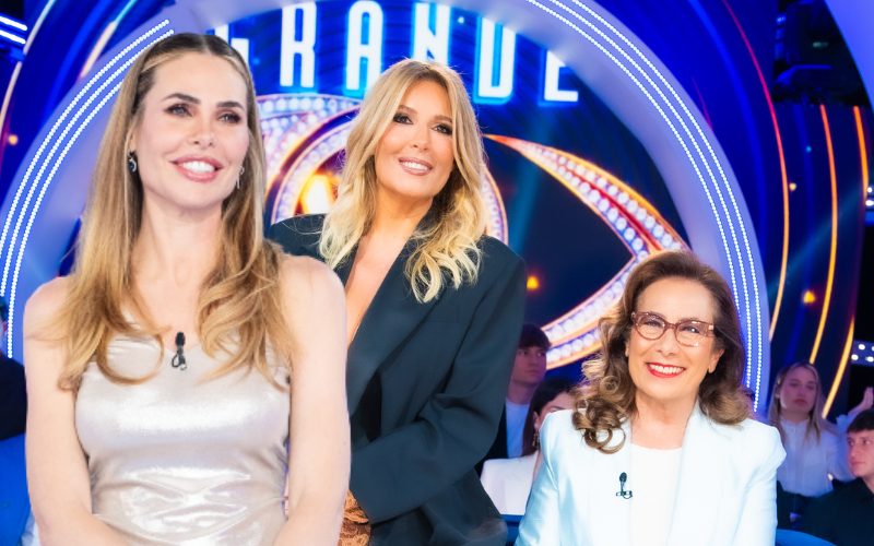 Il GF Vip "risorge" nella classifica dei programmi più social: Ilary Blasi in stato di grazia, le donne dominano