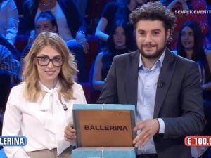 Affari Tuoi, Marco dall’Abruzzo arriva in finale con un pacco blu e uno rosso: torna a casa senza nulla