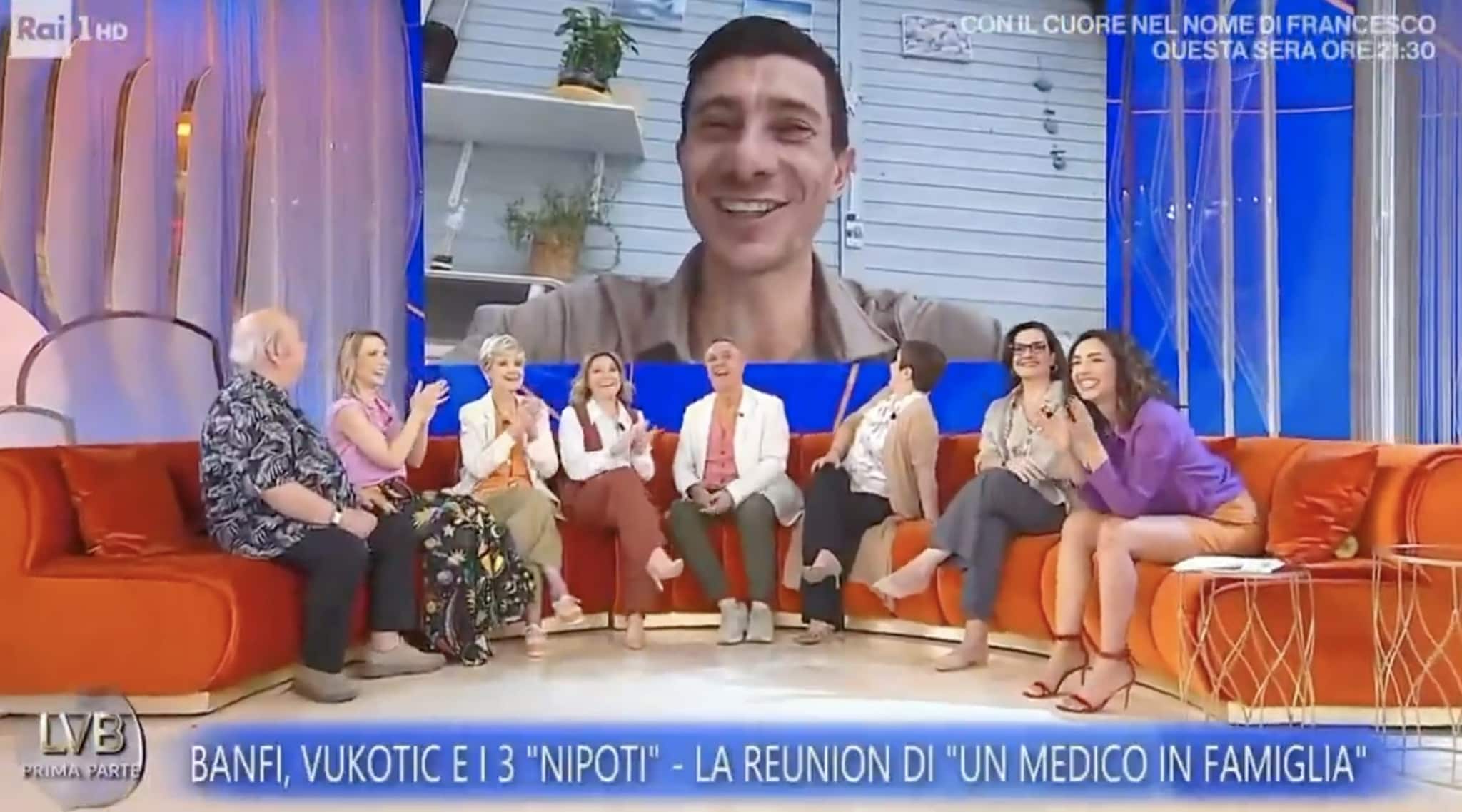 Reunion di Un medico in famiglia in tv: Lino Banfi e Milena Vukotic incontrano i loro nipoti televisivi