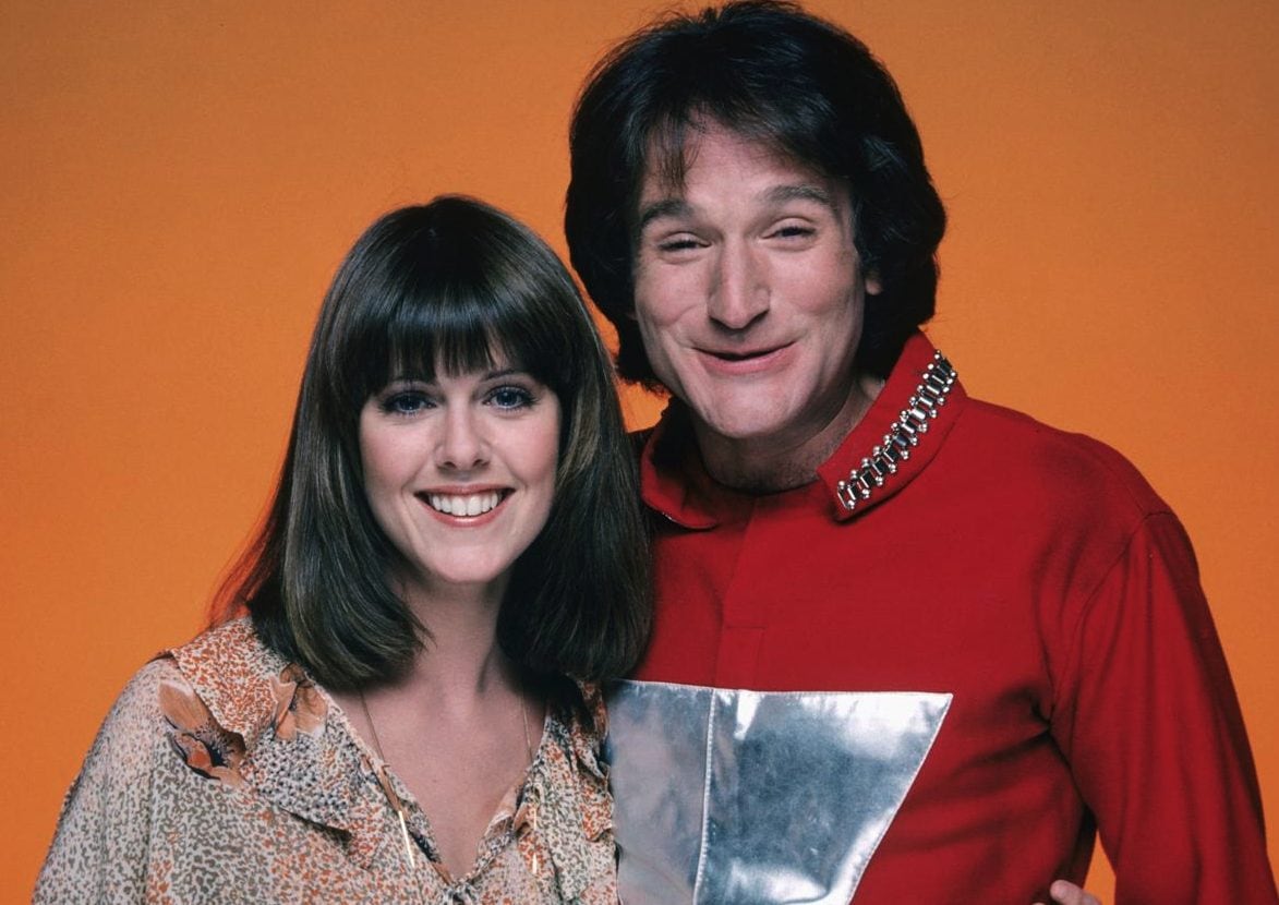 Morto Howard Storm, re delle sitcom americane: era il regista di Mork & Mindy