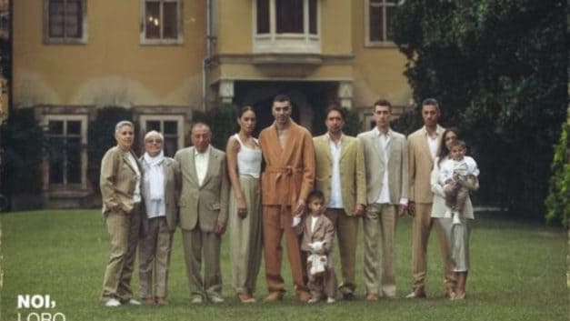La copertina del disco di Marracash Noi, Loro e gli Altri