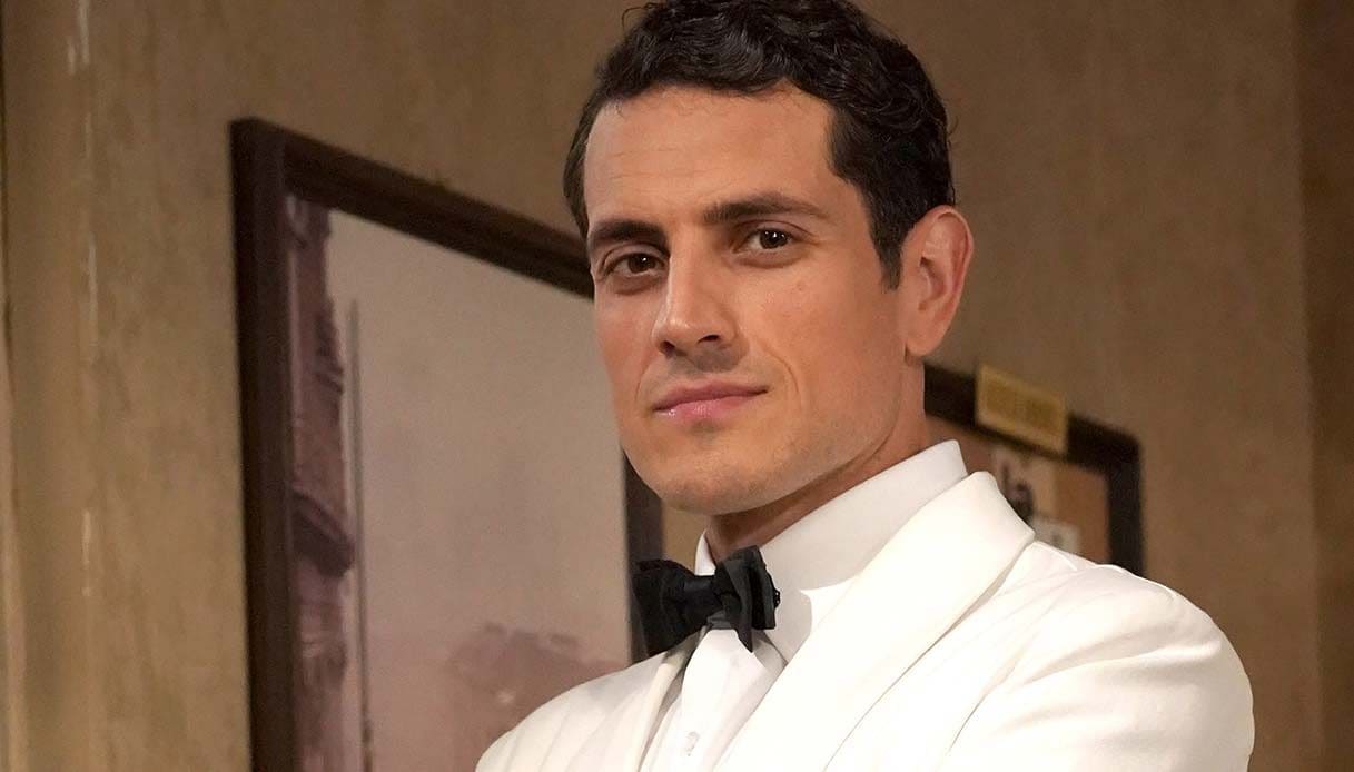 Emanuel Caserio ha interpretato Salvatore Amato ne Il paradiso delle signore