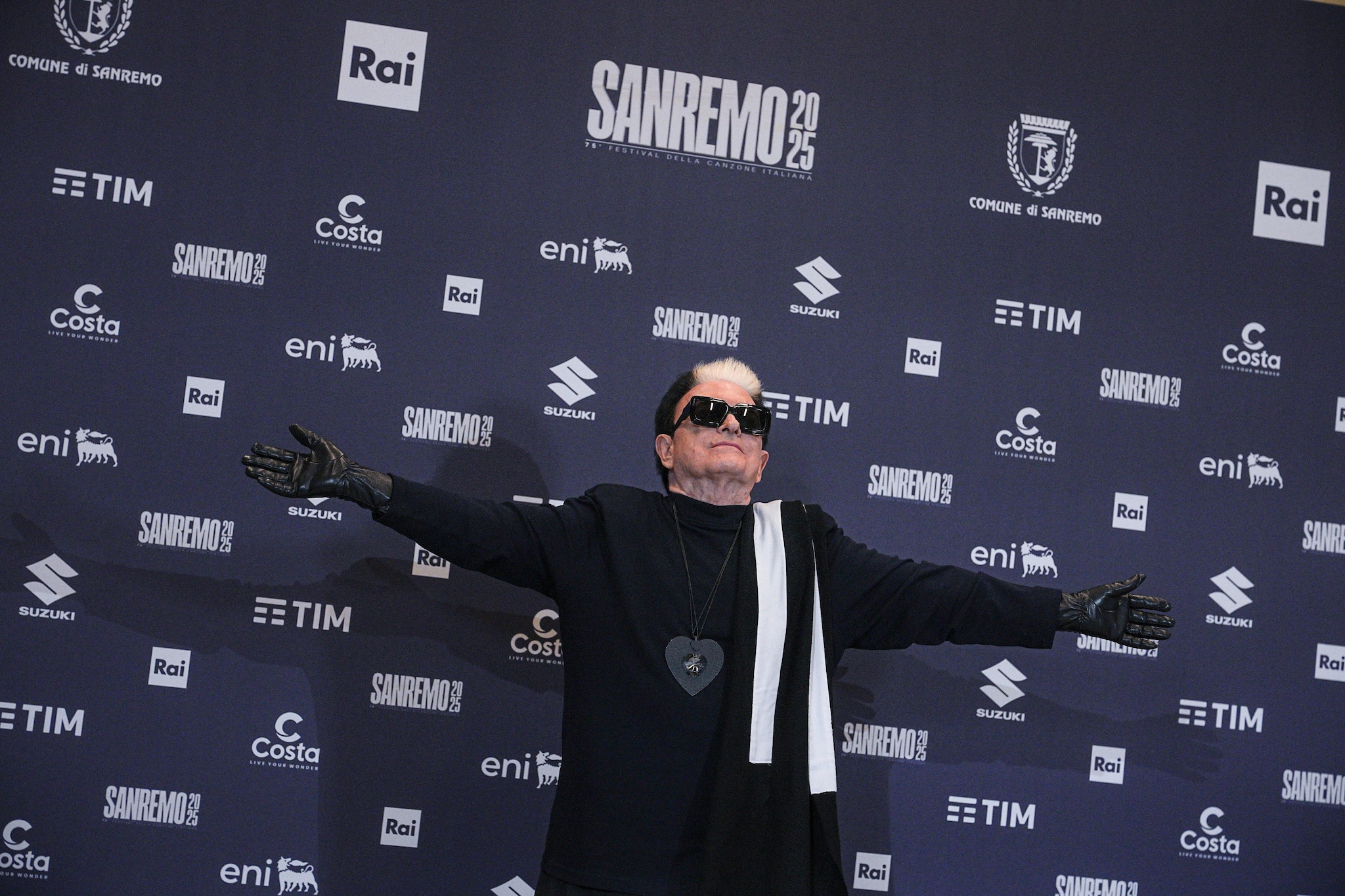 Cristiano Malgioglio a Sanremo: "Voglio vincere e poi dire addio alle scene"