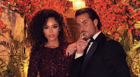 Raffaella Fico e Armando Izzo sono tornati insieme, il weekend tra "baci infuocati e abbracci passionali"