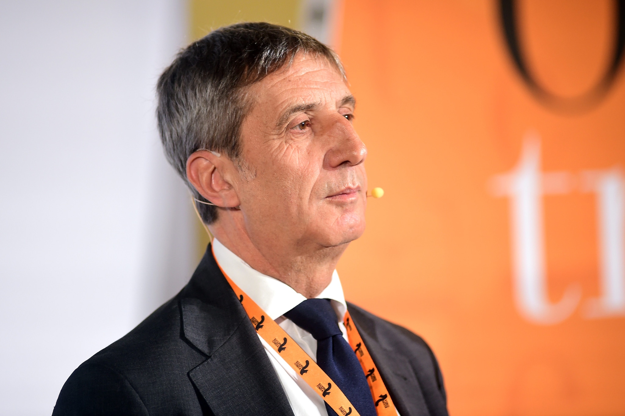 Chiocci all'assemblea del Tg1: "In Rai comanda la politica, siete giornalisti o ufficio stampa dei partiti?"