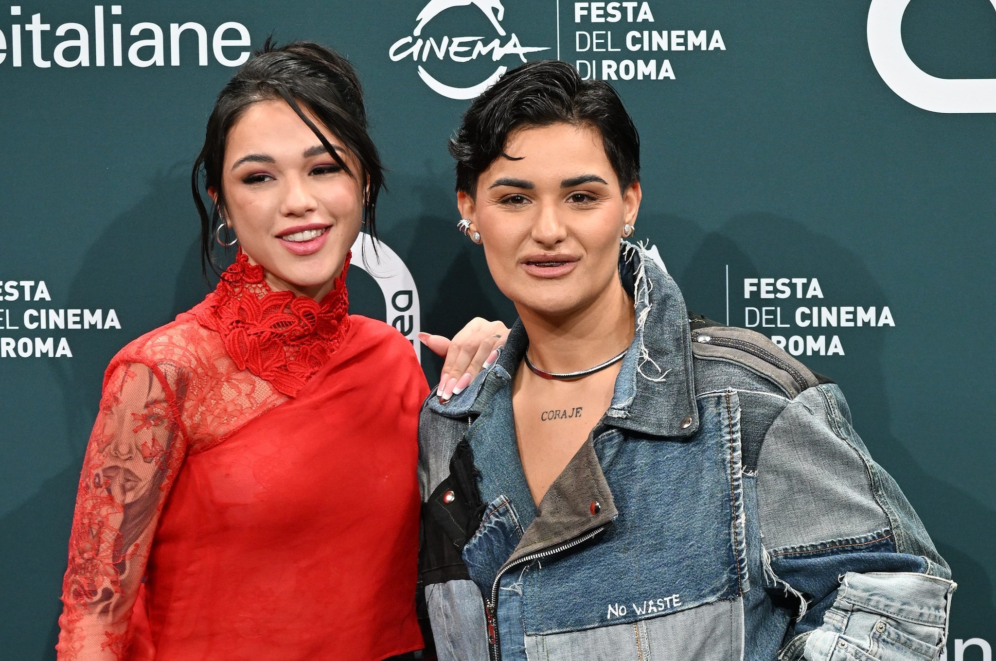 Maria Esposito: "Oggi Silvia Uras è la mia fidanzata. Ho vissuto l'omofobia, avevo paura di dire che la amavo"