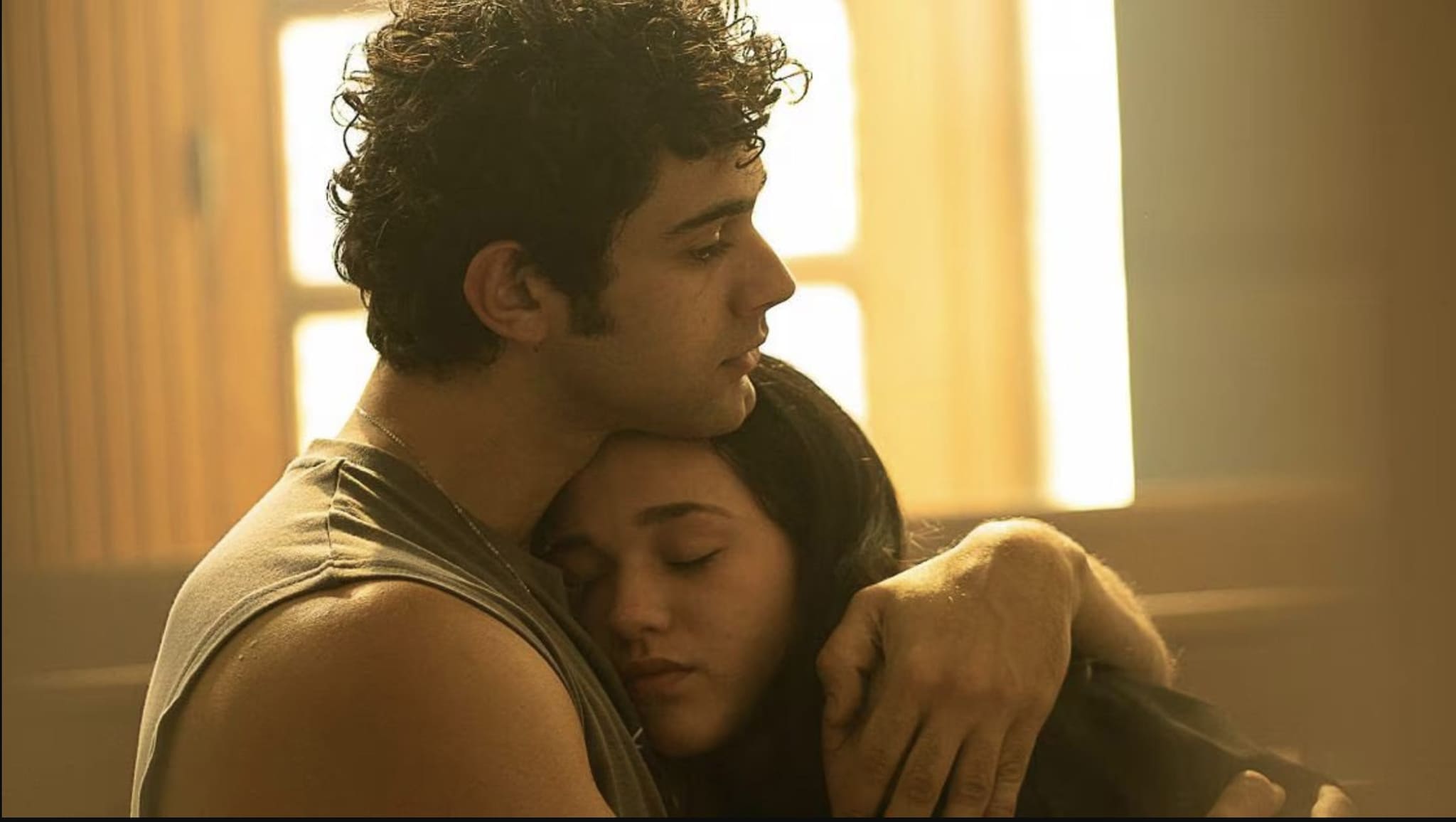 Carmine (Massimiliano Caiazzo) e Rosa (Maria Esposito