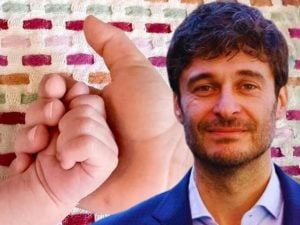 Lino Guanciale è diventato di nuovo papà: nato il figlio Gia