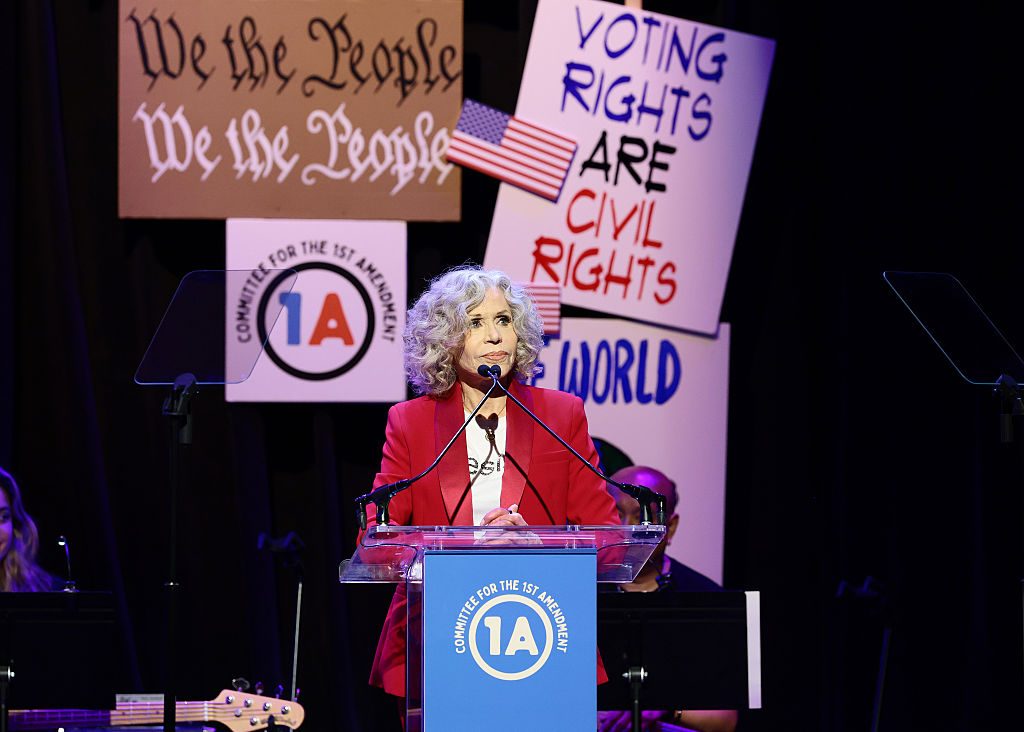 Jane Fonda e il discorso sulla libertà di espressione in America: "È sotto attacco, zittiscono gli artisti"