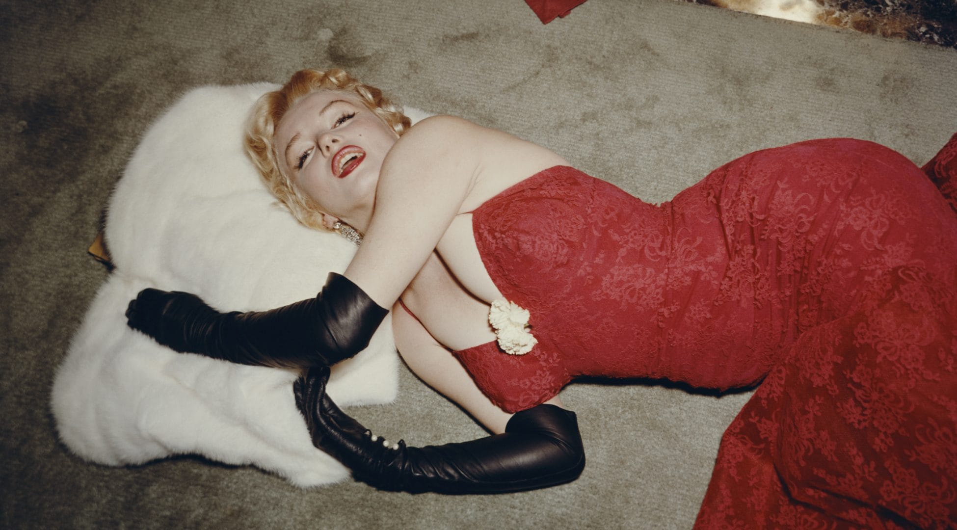 Un libro riscrive la morte di Marilyn Monroe a 100 anni dalla nascita: a ucciderla un errore del suo medico