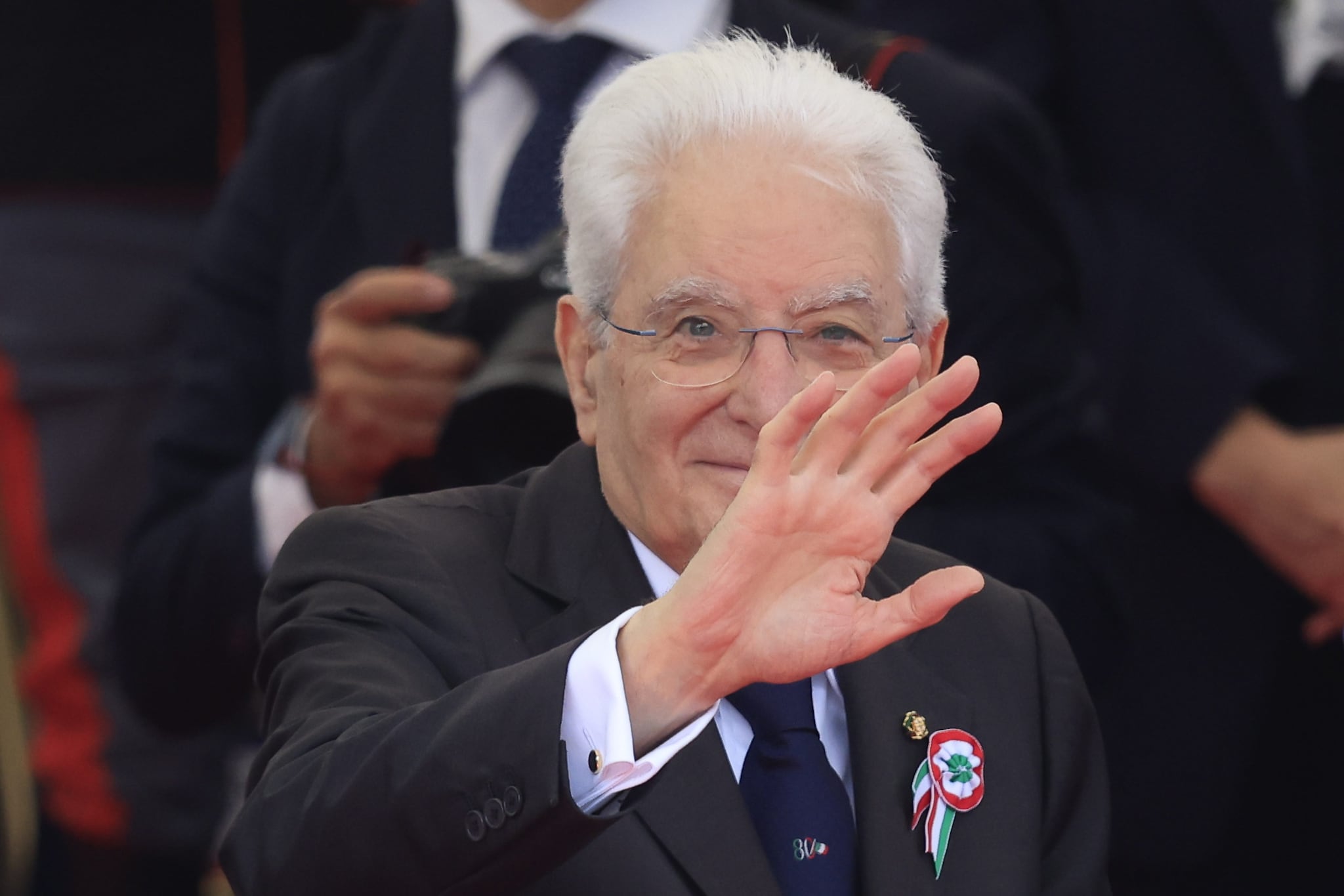 Ascolti tv di ieri 2 giugno: vince I volti della Repubblica (16.2%) sul timido Un nuovo inizio (14.8%)