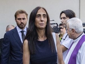 Disputa ereditaria tra le figlie di Emilio Fede