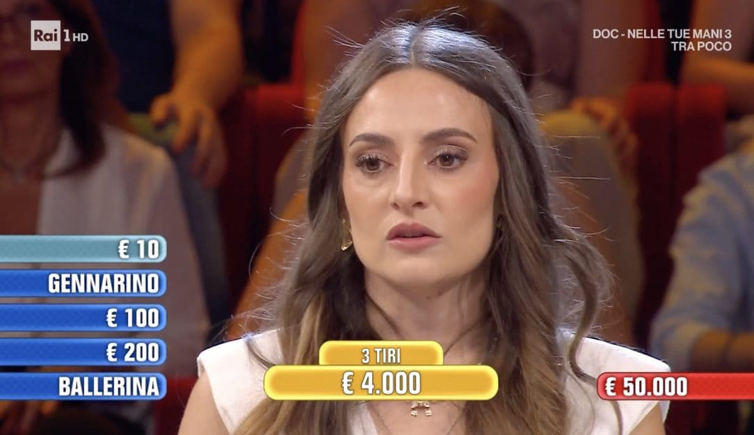 Isabel piange ad Affari Tuoi: "Non volevo venire, ho perso il mio cane poco fa", e torna a casa senza soldi