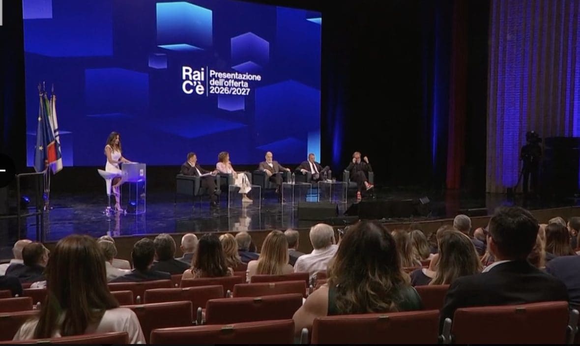 Lite tra due manager della tv ai palinsesti Rai: "Portate fuori dalla platea, sono arrivate alle mani"