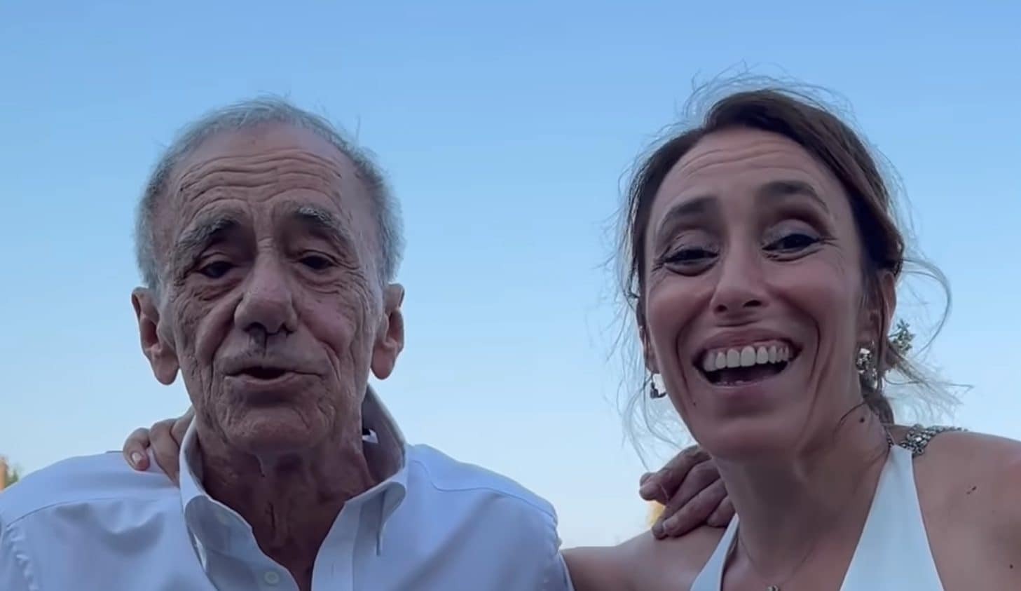 Francesca Vecchioni ha ricordato il fratello scomparso nel giorno del matrimonio con Sara: "Ha ballato con noi"