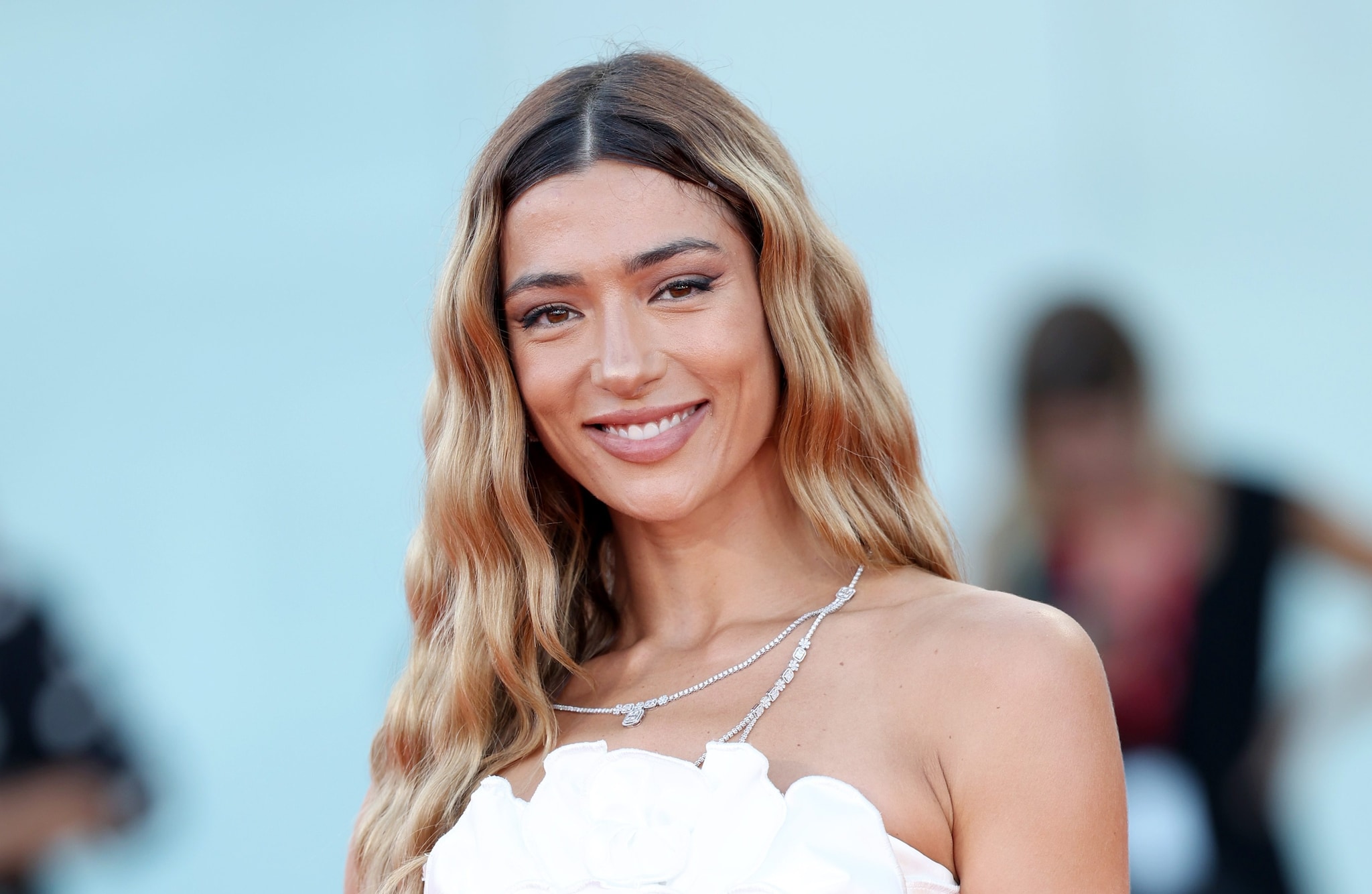 Soleil Sorge: "Sono fidanzata da tempo, l'ho tenuto segreto. Sparita dalla tv per la morte di mia madre"