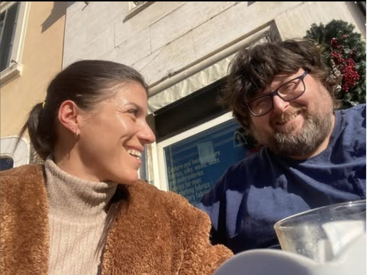 Chi è Silvia Pardolesi, moglie di Mario Adinolfi: il matrimonio a Las Vegas e la polemica sulla “sottomissione”