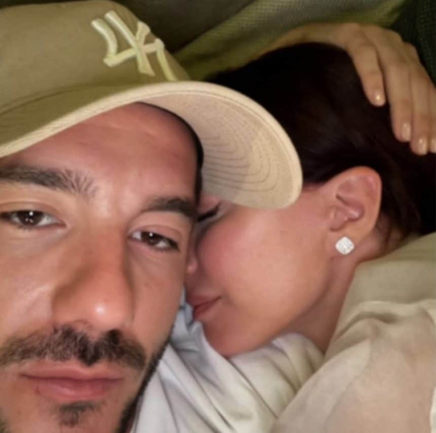 Andrea Delogu pubblica la prima foto con Alessandro Marziali: "Sono fortunata", chi è il compagno manager