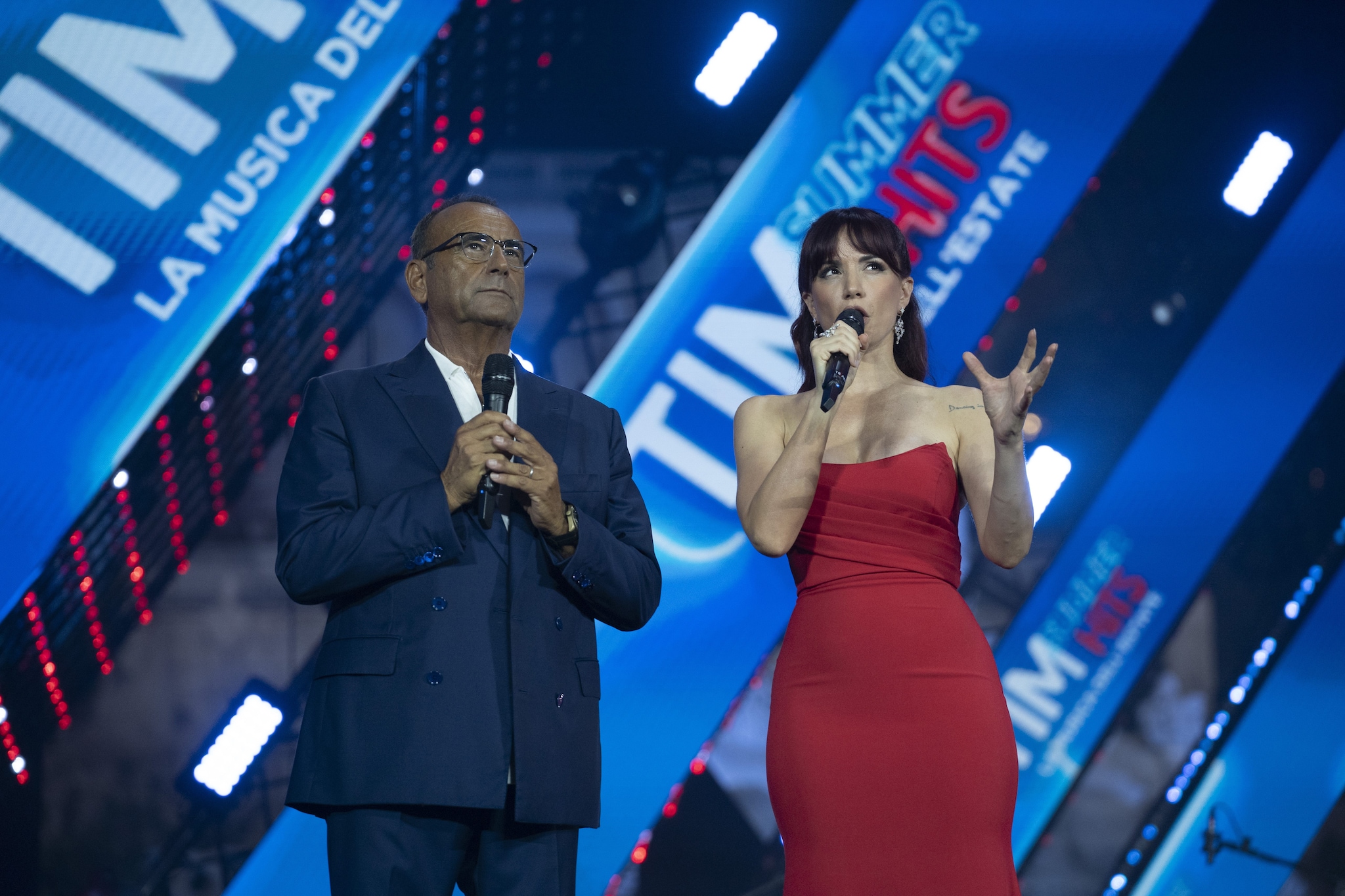 Ascolti tv di ieri 21 luglio: vince Tim Summer Hits (18.6%), L'Eredità Summer già cala (17%)
