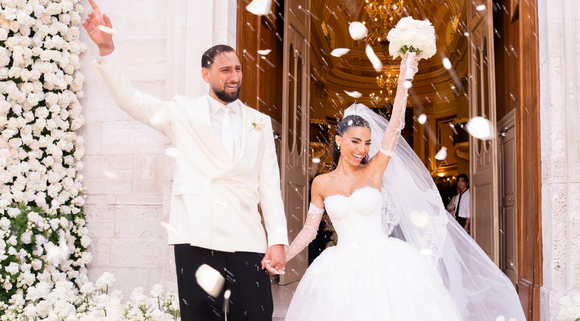 Al matrimonio di Donnarumma e Alessia Elefante circa 300 invitati, anche Haaland: le foto e i video delle nozze