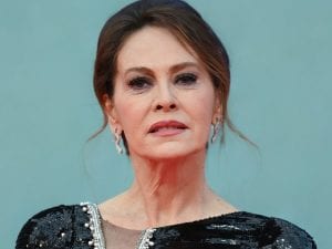 Elena Sofia Ricci parla dei traumi infantili subiti