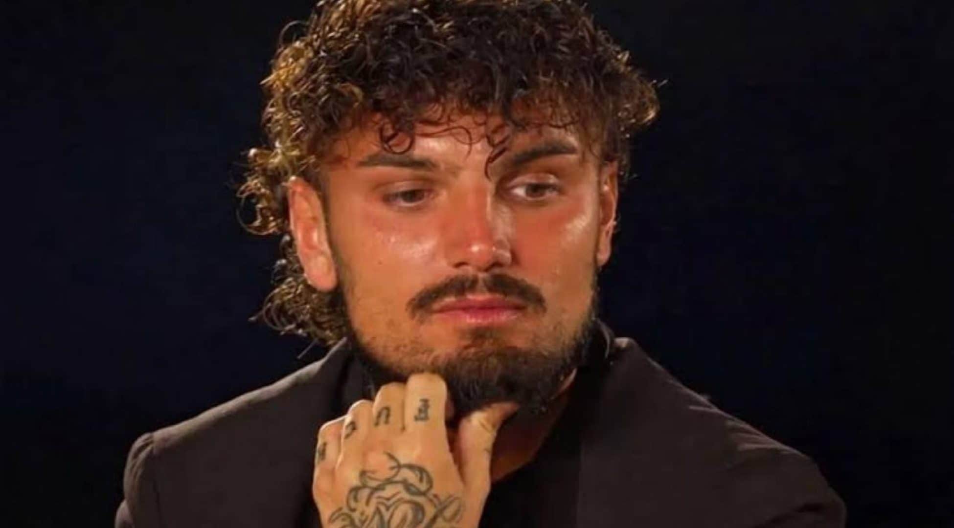 La crisi di Giovanni Grazioso dopo Temptation Island: “Non chiamatemi, ho bisogno di recuperare me stesso”