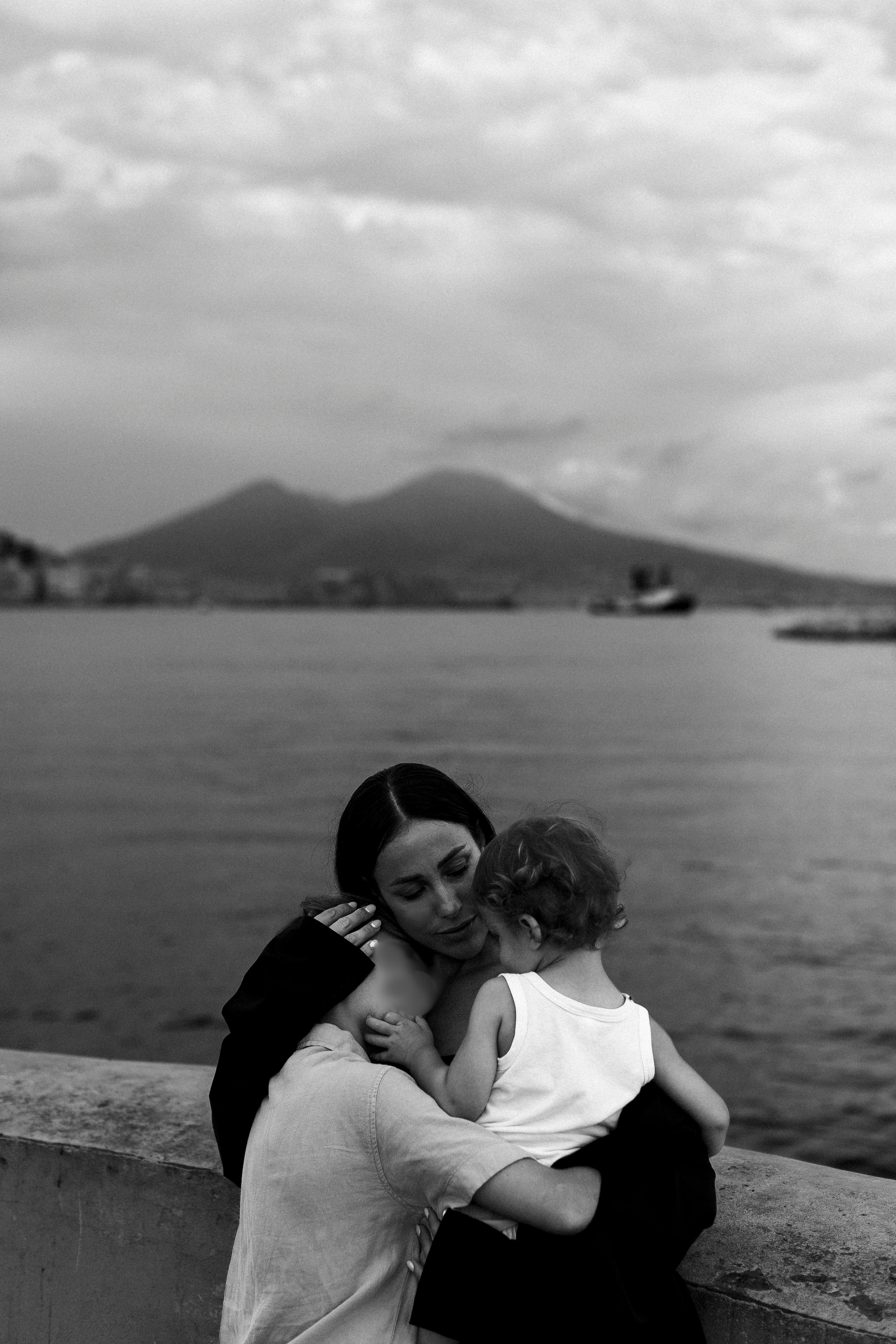 Teresanna Pugliese con i figli Francesco e Gioele