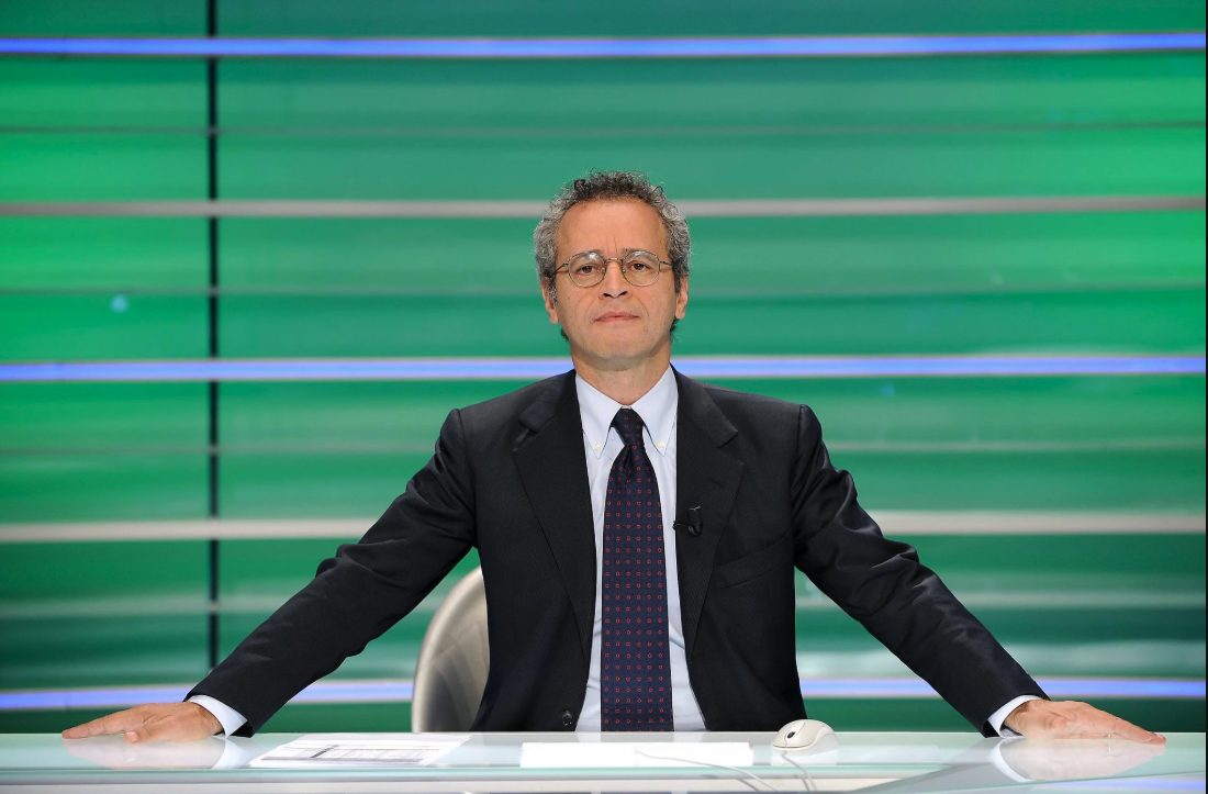 Mentana verso l'addio a La7, il retroscena sul nuovo progetto: "Fanno il suo nome per convincerci"