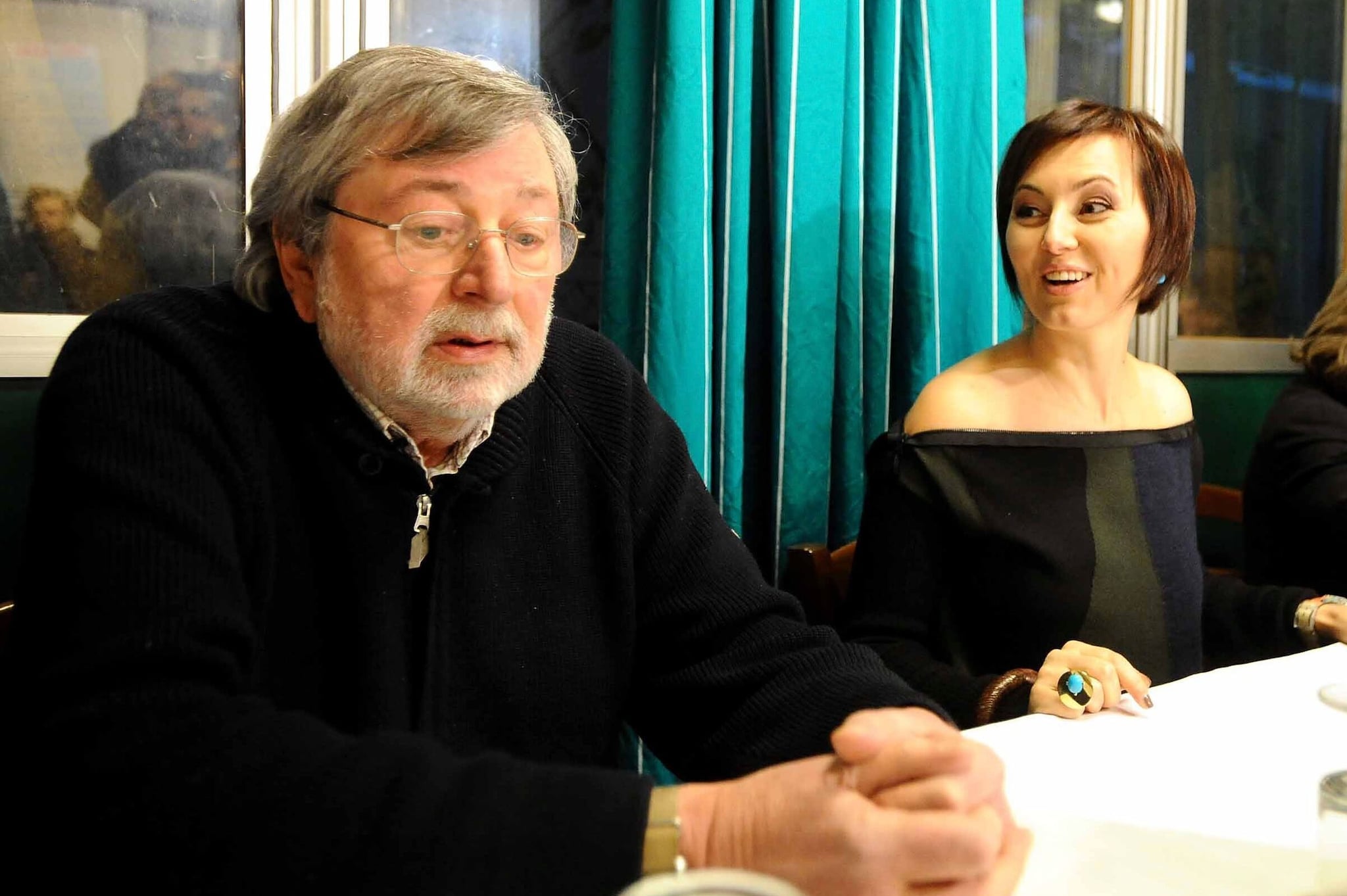 Francesco Guccini e la vita privata: la moglie Raffaella Zuccari e la figlia Teresa, nata da Angela Signorini