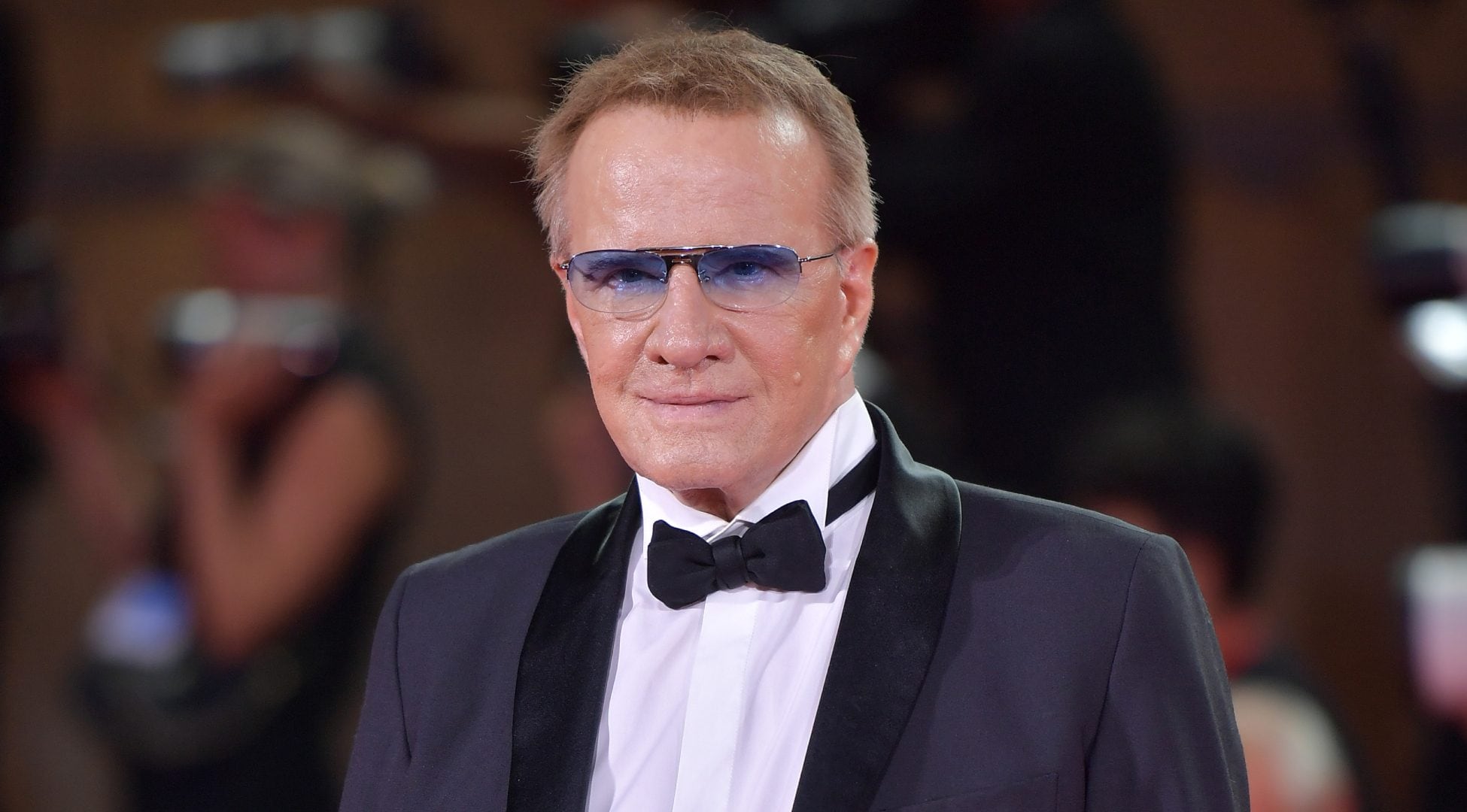 Malore per Christopher Lambert, l’attore è crollato a un evento ed è stato portato via in ambulanza