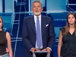 Tragedia a Mediaset: dipendente 27enne precipita dagli studi televisivi