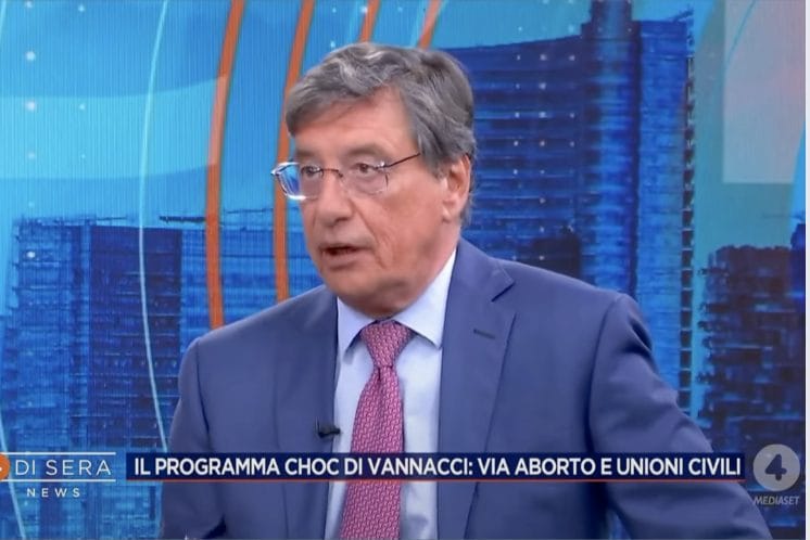 L'imbarazzante affermazione di Massimo De Manzoni: "L'aborto non è un diritto, è una tragedia"