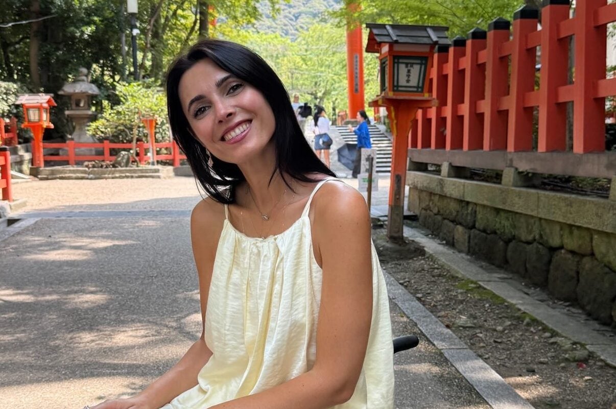 Giulia Lamarca: "La carrozzina non mi definisce più, ma la domanda di mia figlia mi ha spezzato il cuore"