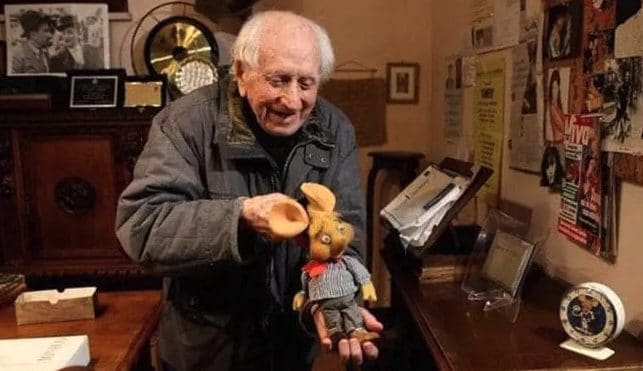 È morto Peppino Mazzullo, la storica voce di Topo Gigio aveva 100 anni