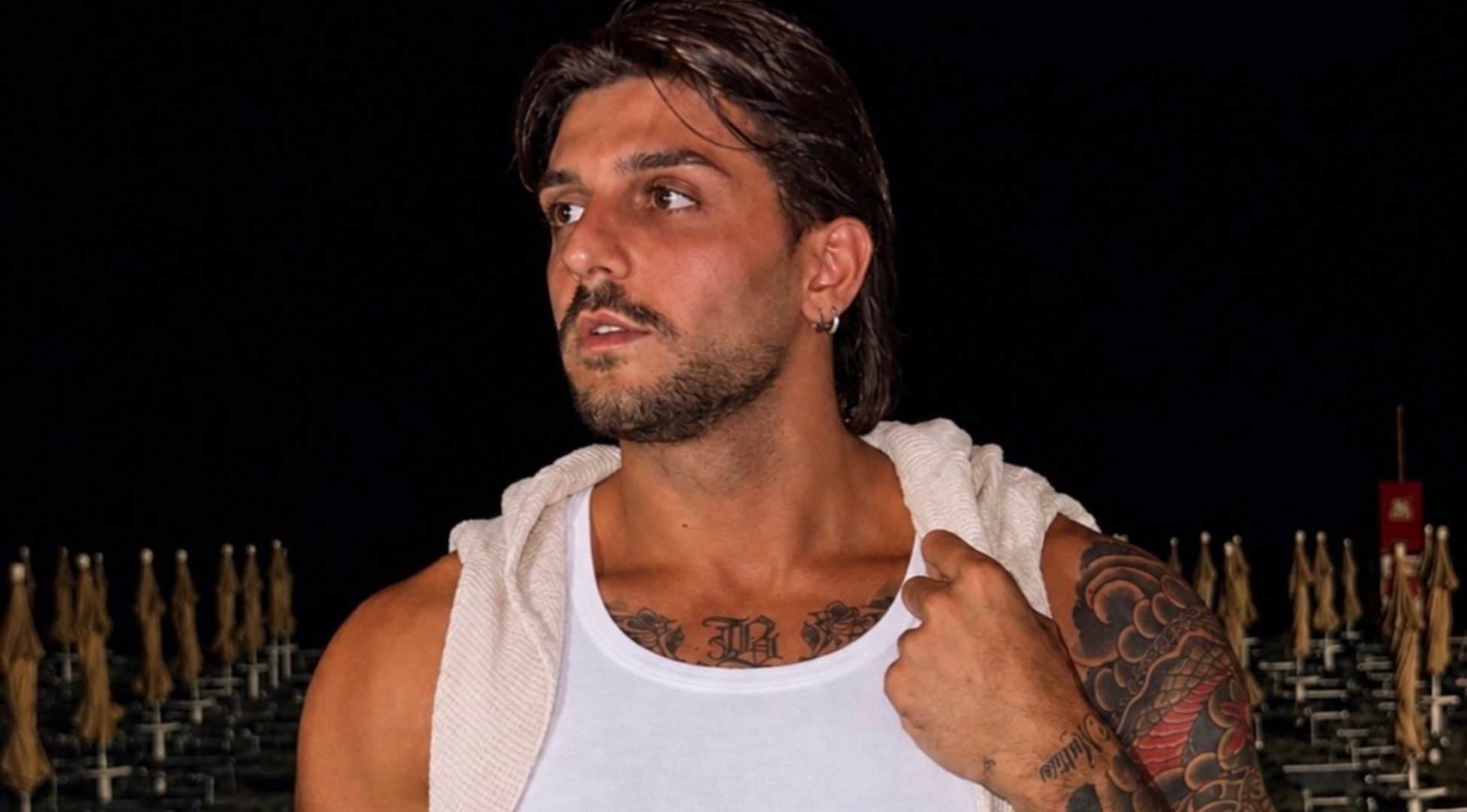 L’ex di Uomini e Donne Ernesto Passaro in ospedale dopo un incidente, ha due costole fratturate