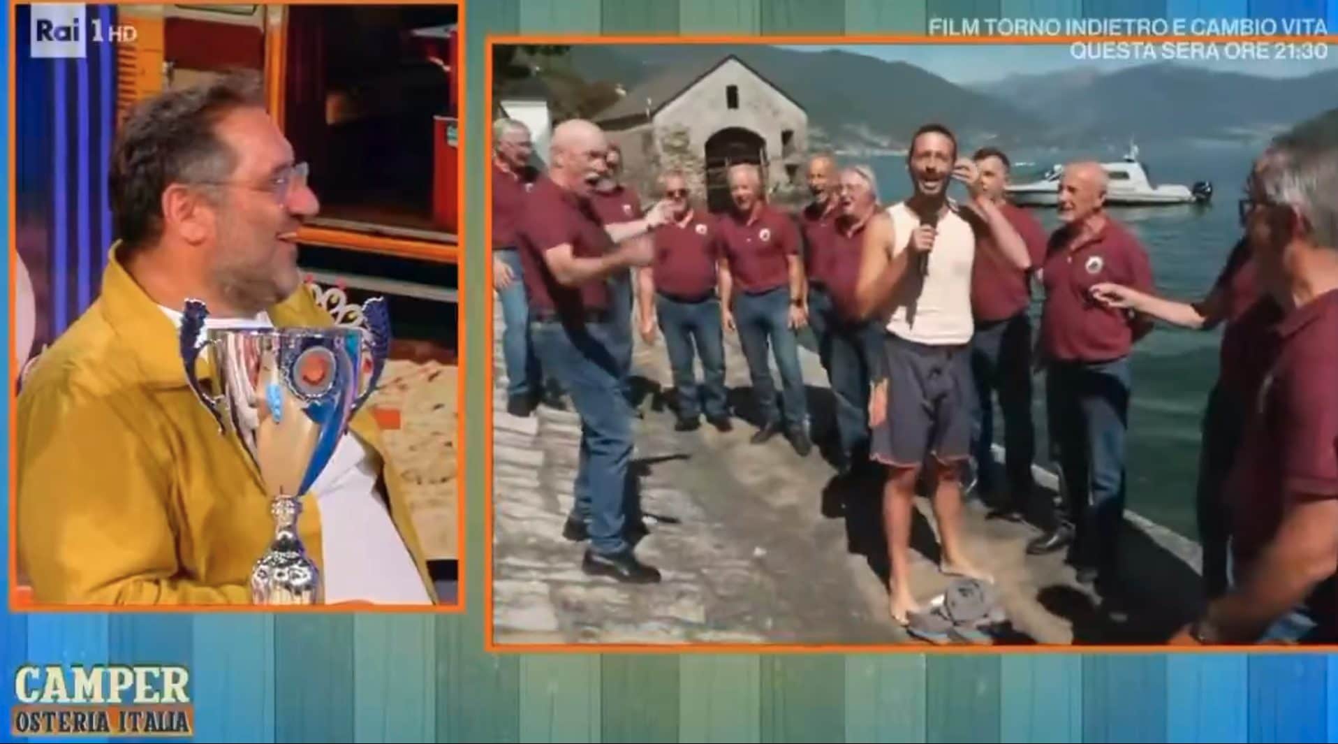 Mario Acampa si butta nel lago durante il collegamento di Camper, poi ringrazia Peppone e la direzione Rai