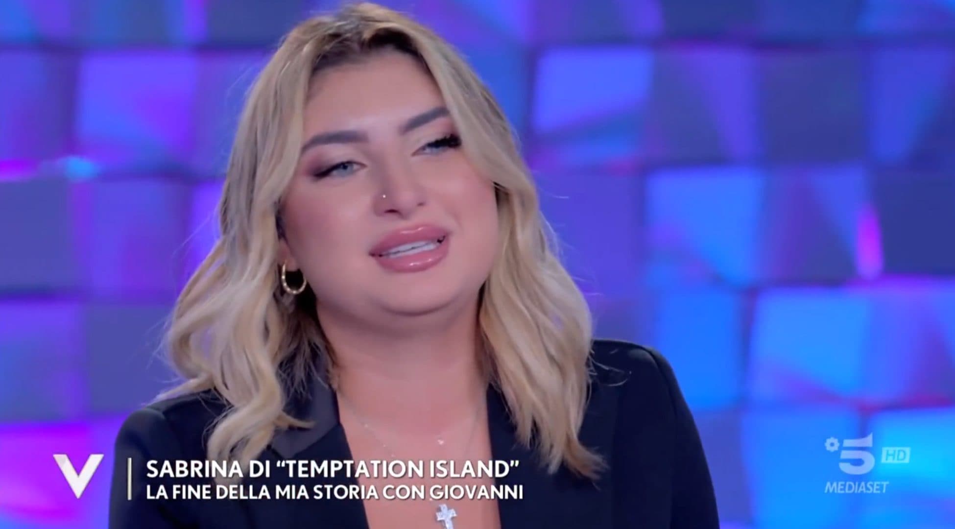 Sabrina Soussi piange per Giovanni: “Mi manca. Voleva un figlio da me e adesso non vuole più parlarmi”
