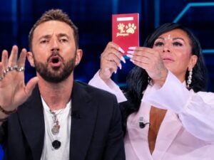 Scontro televisivo tra Andrea Scanzi e Rita De Crescenzo