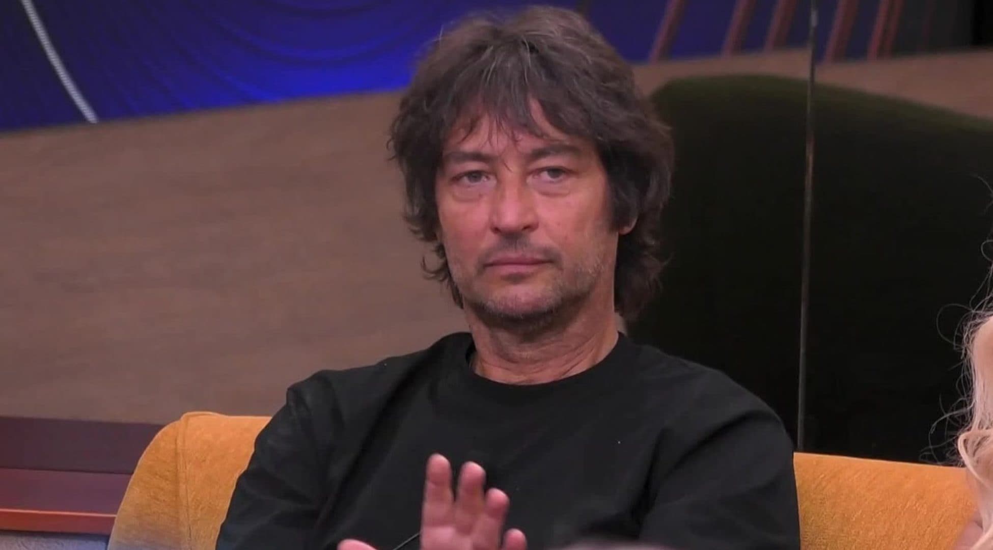 Carmen salva al GF ringrazia “il popolo italiano”, Simone Annicchiarico atteso in studio dopo l’uscita dalla Casa