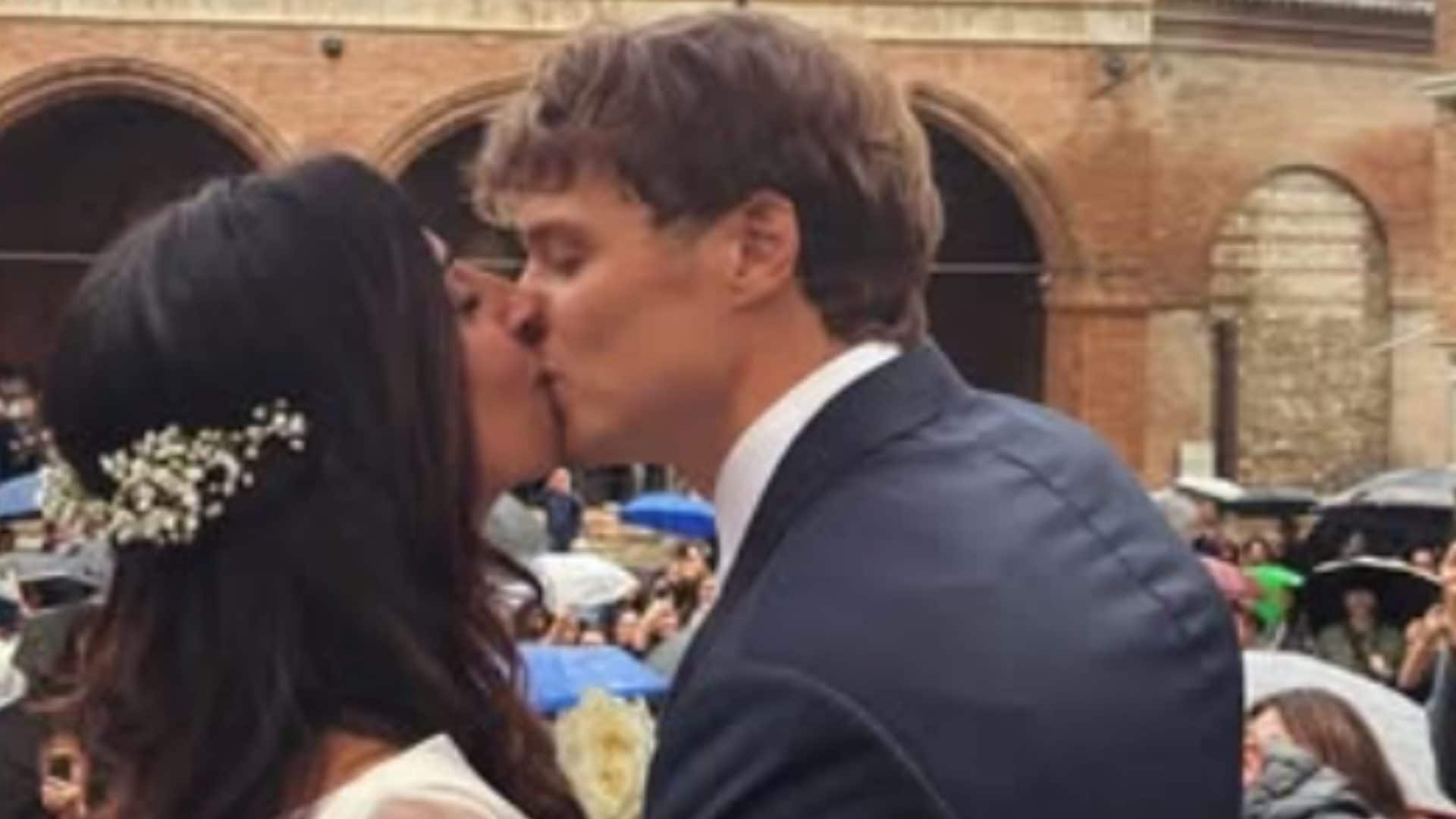 Giorgia Cardinaletti e Francesco Bechis sposi: la festa nella tenuta del Marchese del Grillo e il menù marchigiano