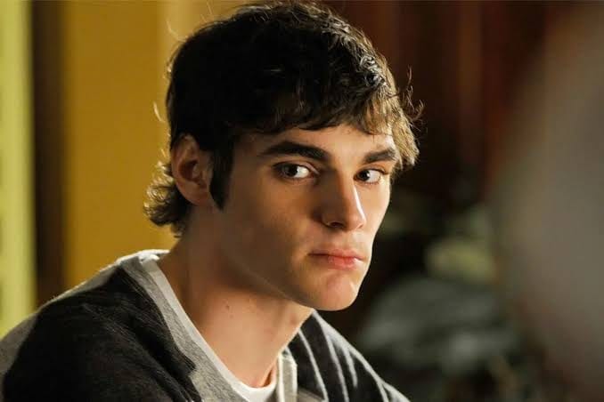 Morto RJ Mitte, l'attore di Breaking Bad aveva 34 anni