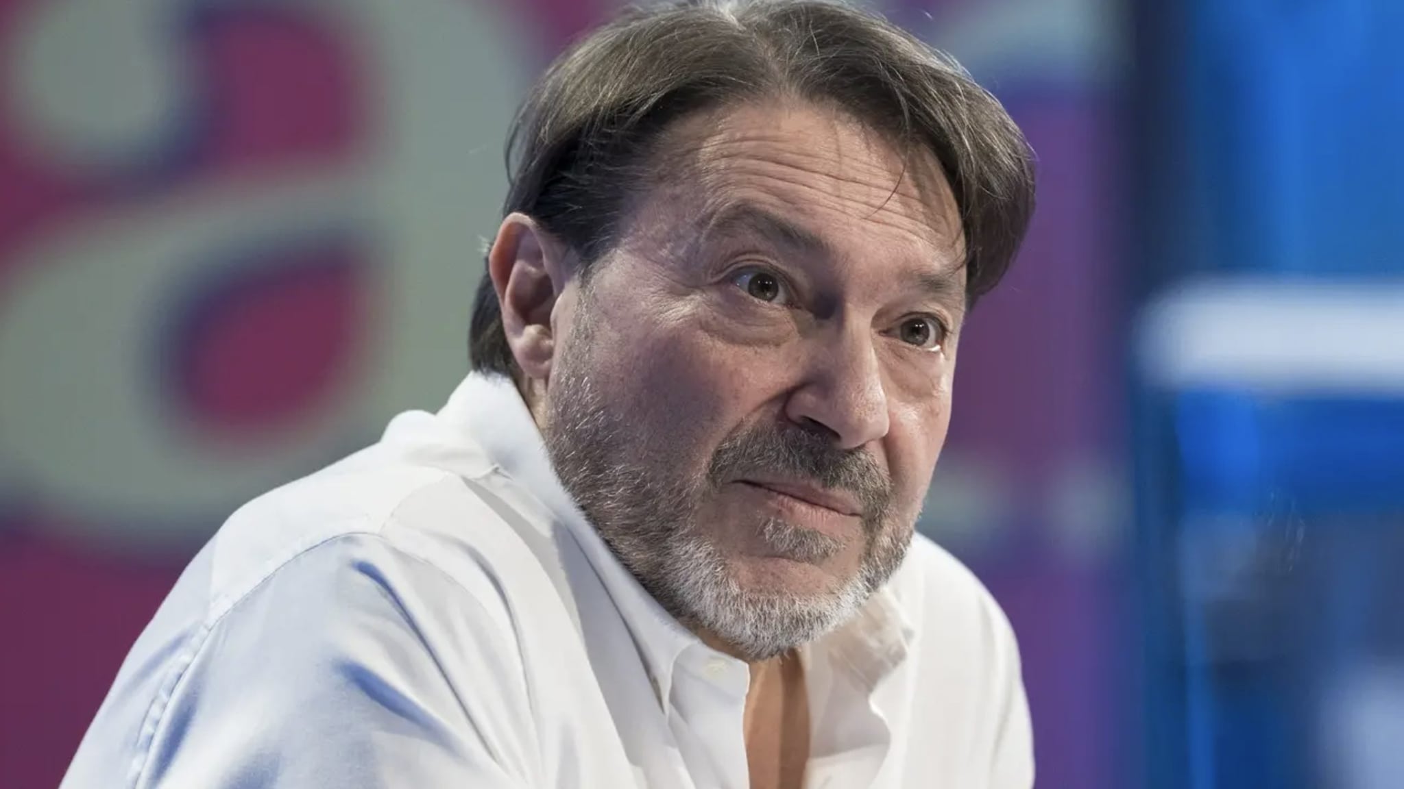 Sigfrido Ranucci dice addio a Report, l'ultimo video dall'ufficio in Rai: "Una storia durata vent'anni"