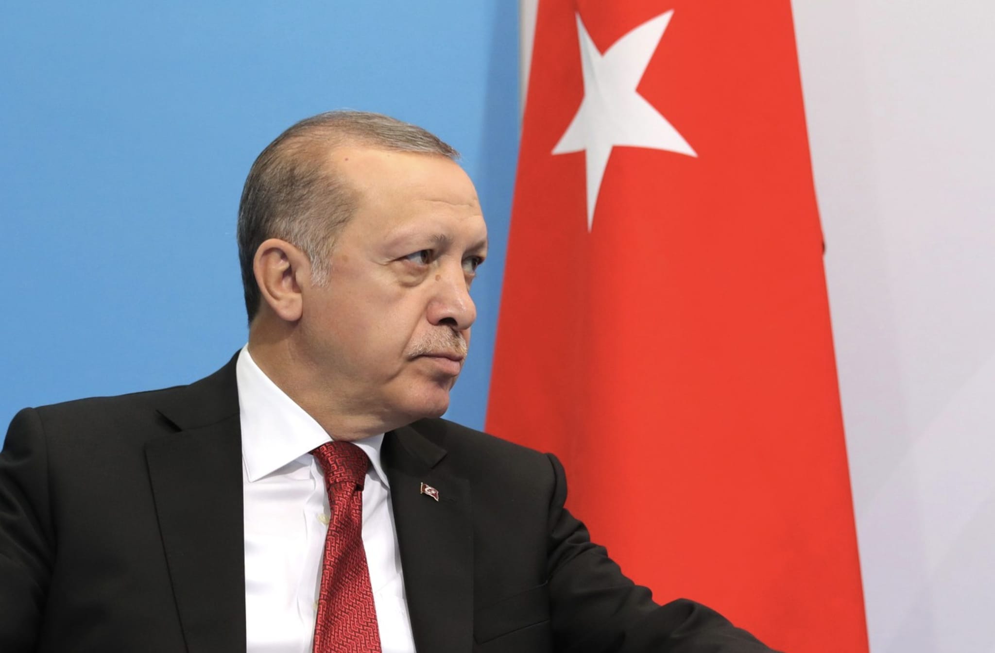 Blitz all’alba a Halk Tv: spenta la diretta della principale rete d’opposizione a Erdogan