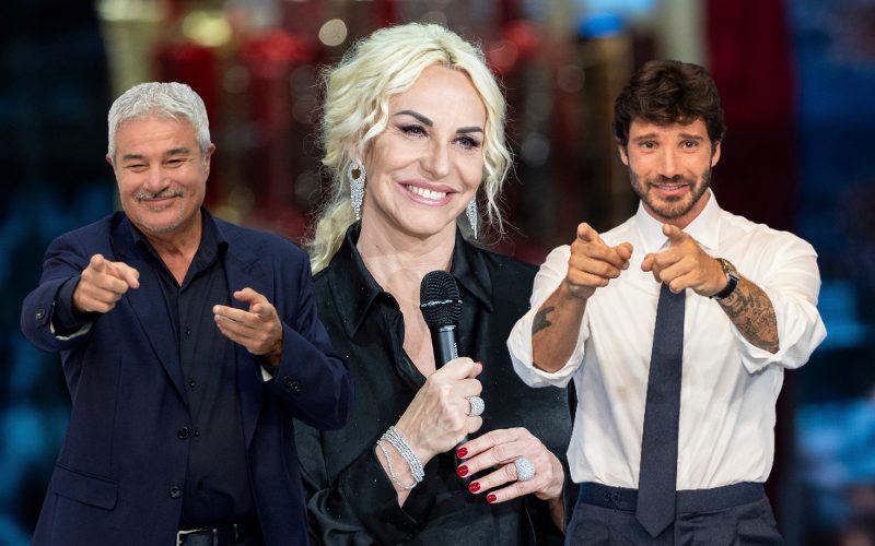 Ascolti tv di ieri 9 ottobre: Clerici, De Martino e Insegno tris d'assi, la Rai vince nelle tre fasce serali