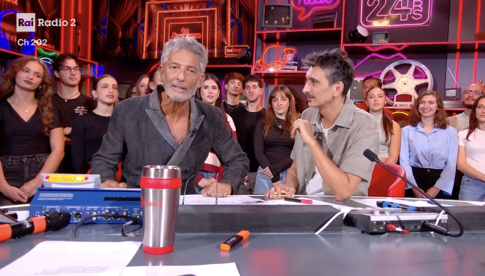 Fiorello sulla battuta di Michela Giraud a Rip: "Mi hanno insultato gratis, a Fedez hanno dato 150mila euro"