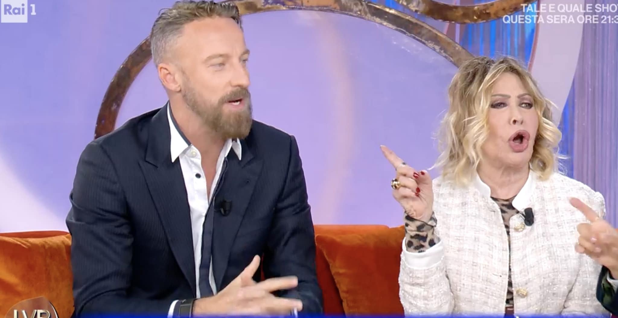 Facchinetti spiega i club per scambisti a La Volta Buona: "I single pagano di più", Quattrini: "Troppo informato"