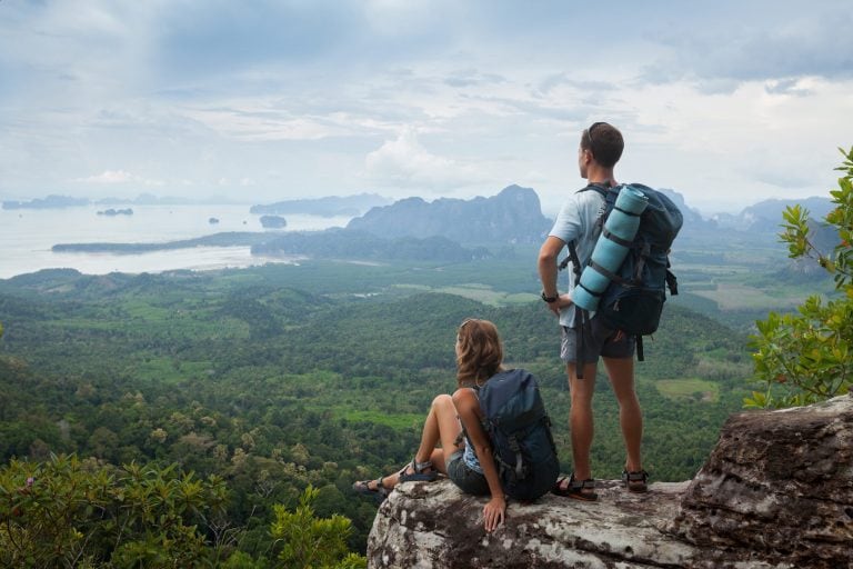 Migliori zaini da trekking del 2022: guida all'acquisto