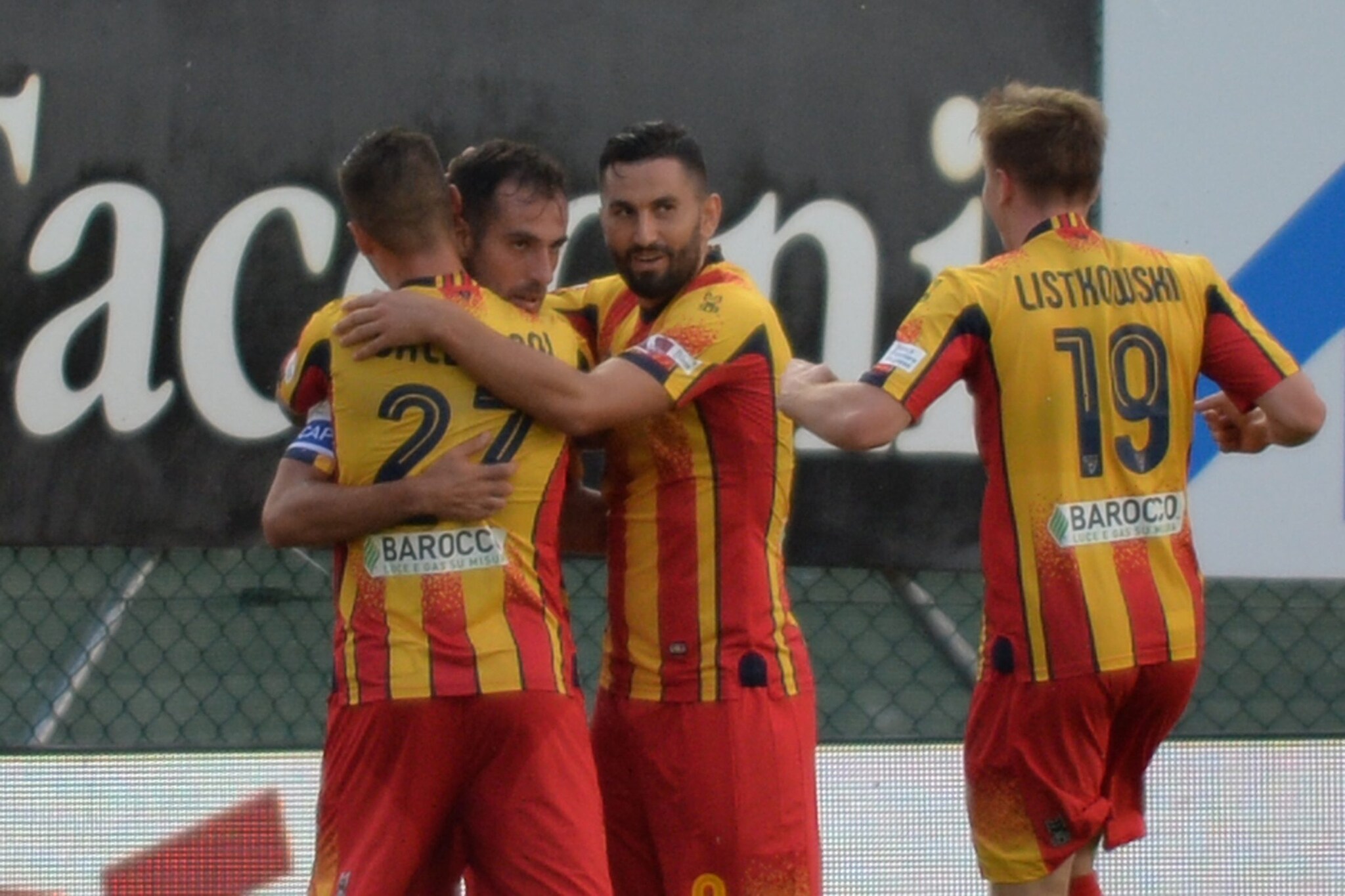 Calcio In Tv 16 Ottobre Brescia Lecce Dove Vederla Nimes Psg Su Dazn