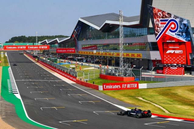 Il rettilineo del circuito di Silverstone sarà intitolato a Lewis Hamilton